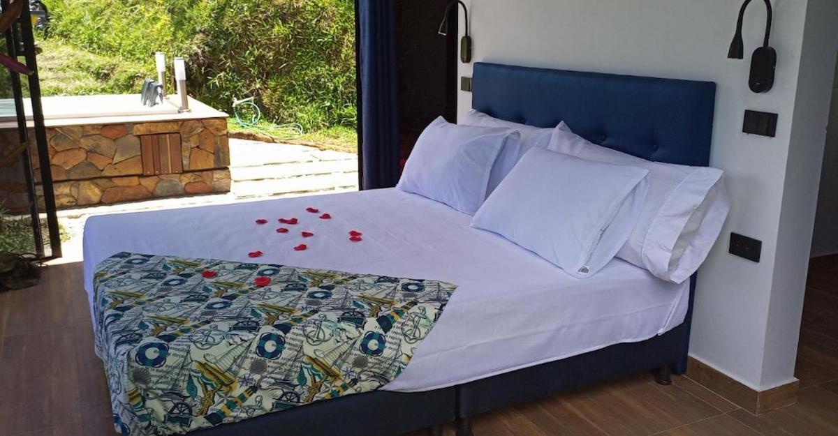 Cabana Privada Sin Prisa "Not Rush" Preciosa! Con Jacuzzi, Vista Y Acceso Directo Al Embalse, Vista A La Piedra , Deporte Acuatico Paddle Board And Breakfast Incluidos ! Imperdible Guatapé Εξωτερικό φωτογραφία